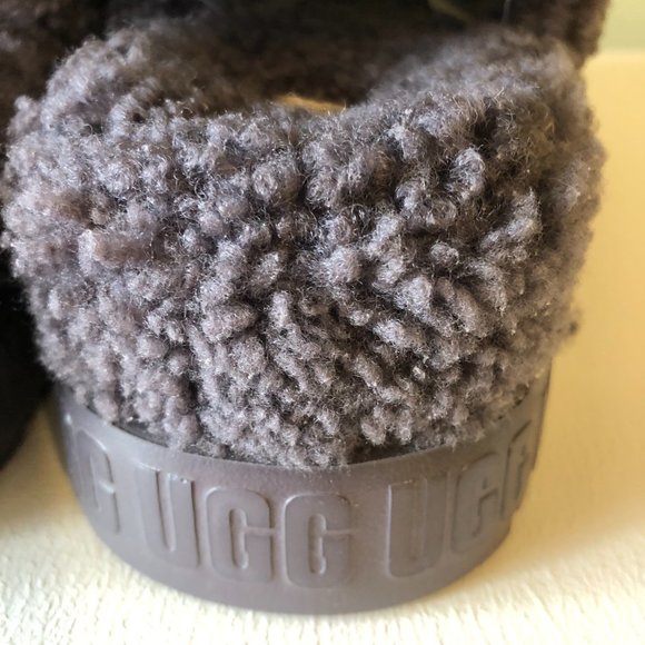 UGG Women's Oh Fluffita Sheepskin Slipper Slide Sandal 1120876 - Picture 6 of 8